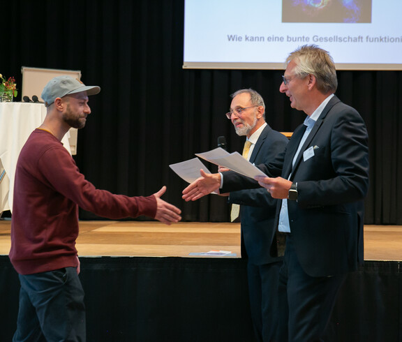 Überreichung der Zertifikate für die PWS-Fachqualifikation 