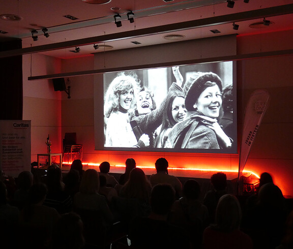 Filmvorführung "Ein Tag ohne Frauen"